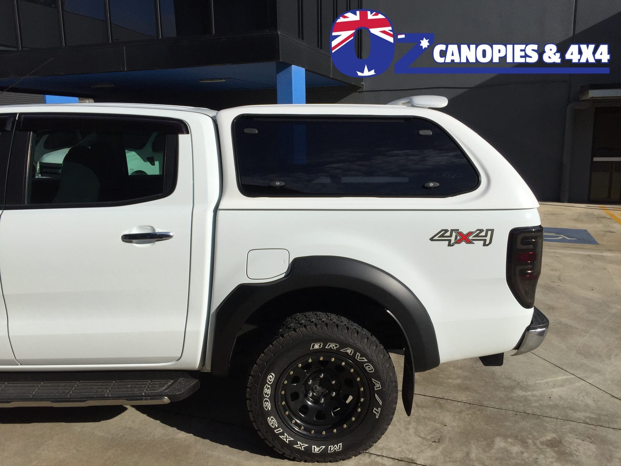 Ford Ranger PX PXII PXIII & Raptor Dual Cab 2011 to 07/2022 Canopy Lift Up or Sliding Side Windows Central locking