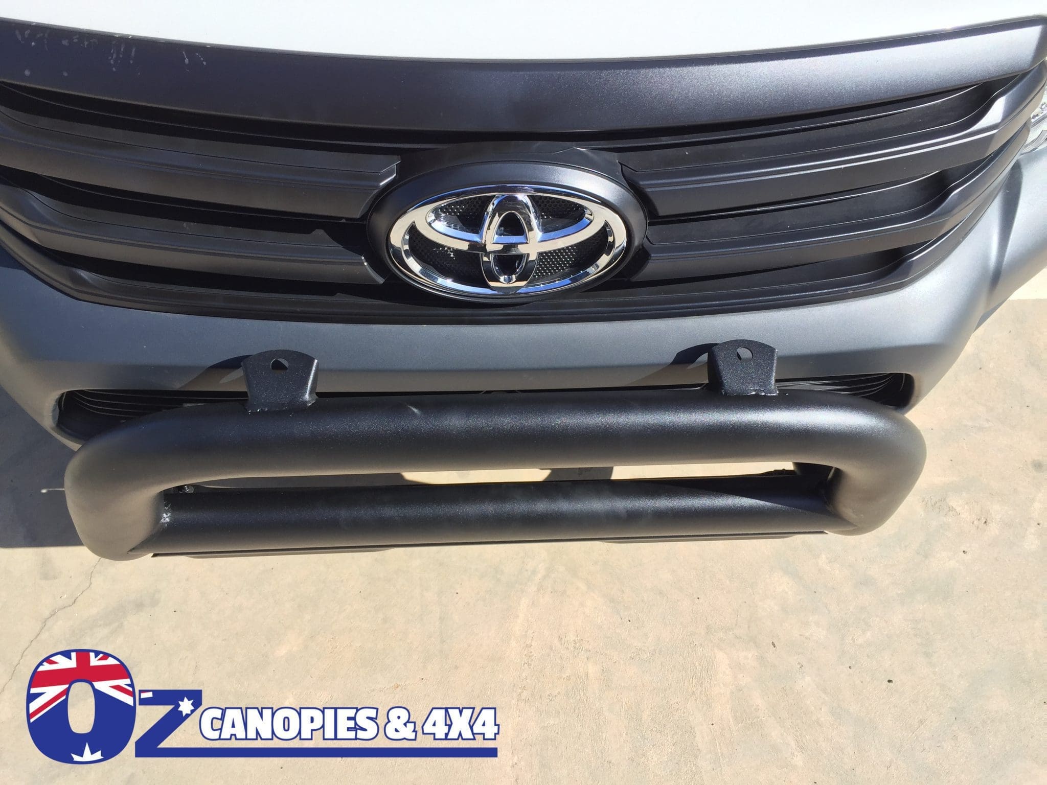 Toyota Hilux N80 2015 to 2020 Revo SR SR5 Nudge Bar with Bash Plate Matte Black