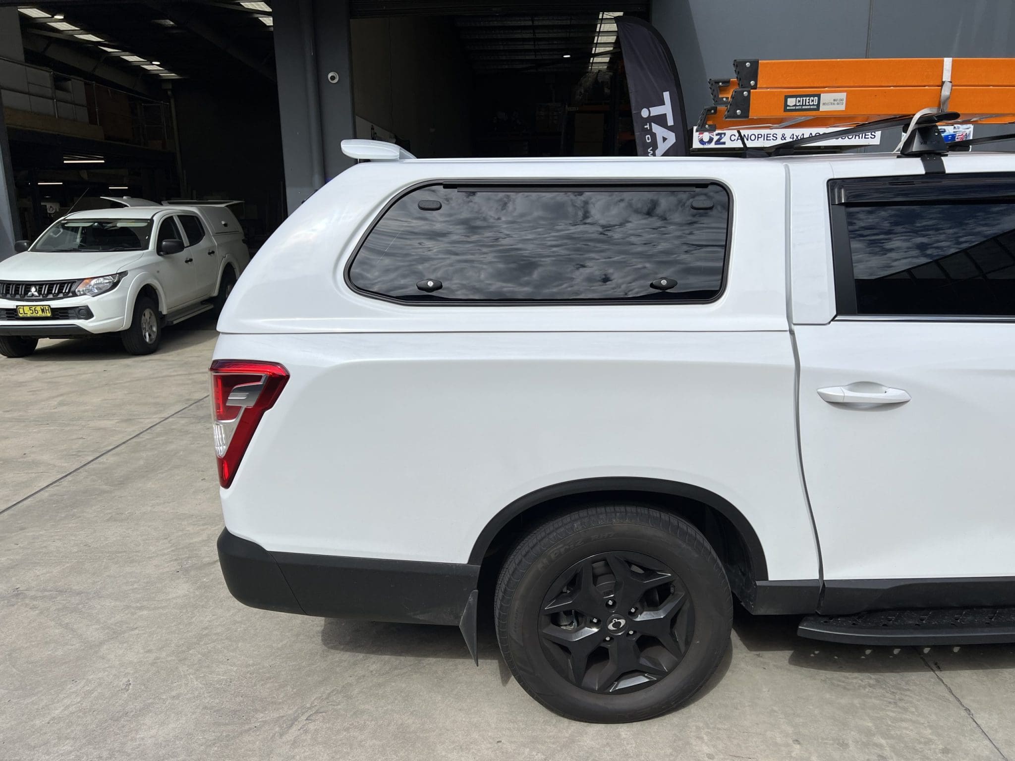 Ssangyong KGM Musso Dual Cab XLV Long Tub Canopy 2018 to Current Lift up or Sliding side windows Central Locking