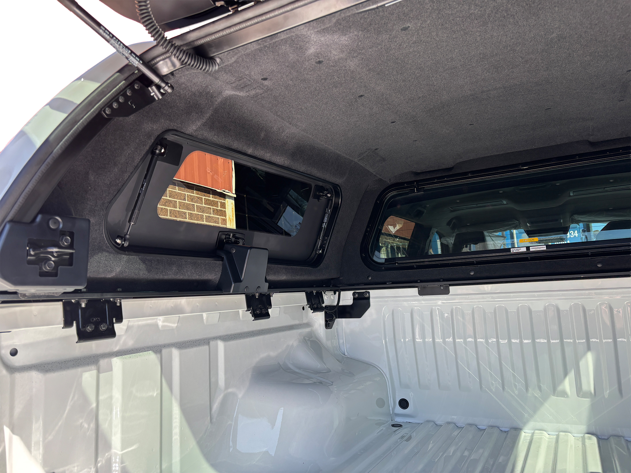 EGR Mitsubishi Triton MV Dual Cab Canopy 2024 to Current GEN3 Canopy Dual Lift Windows