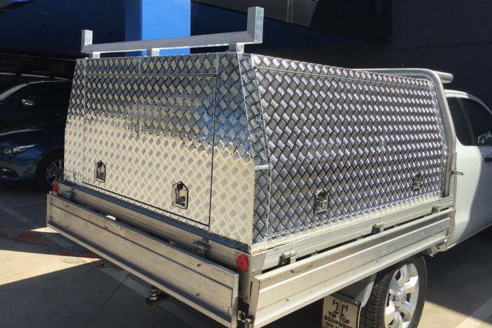 Image presents Which safety features should you prioritise for your aluminium ute tray canopy