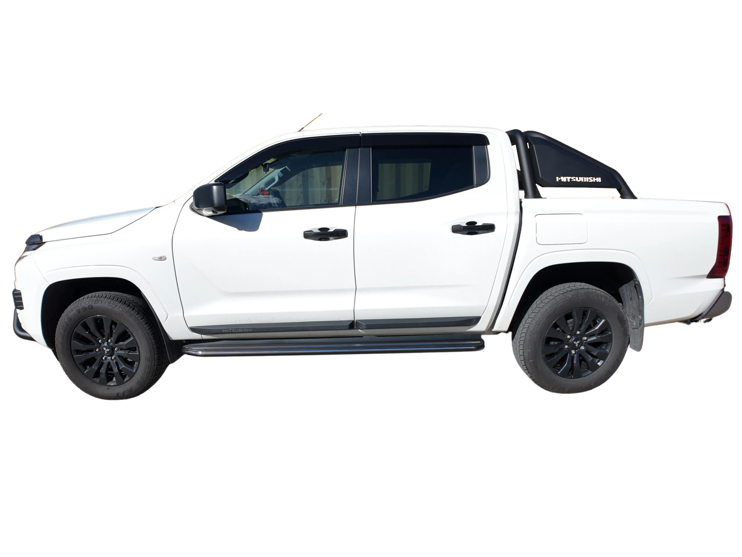 Heavy Duty Aluminium Side Steps Running Boards Mitsubishi Triton MV (02/2024 – on)