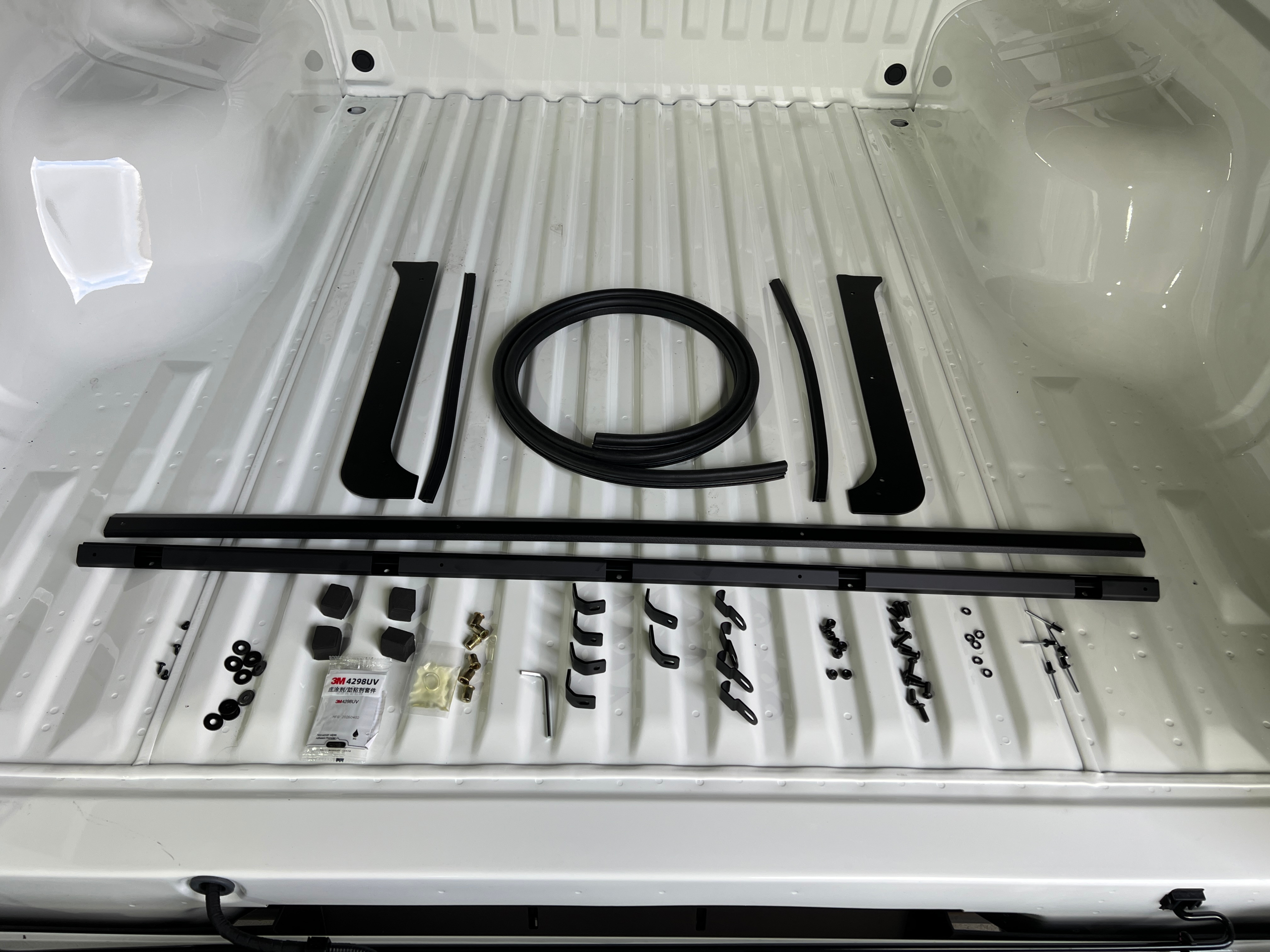 Oz Tailgate Dust Seal Kit Suit Mitsubishi Triton MV 2024 to Current