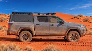 hilux touring Simpson Desert